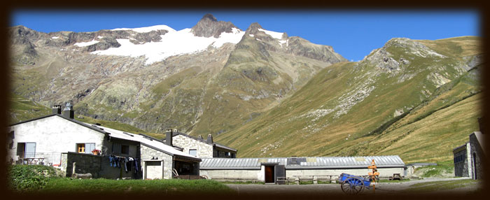 Refuge Les Mottets - Tour du Mont Blanc en Savoie